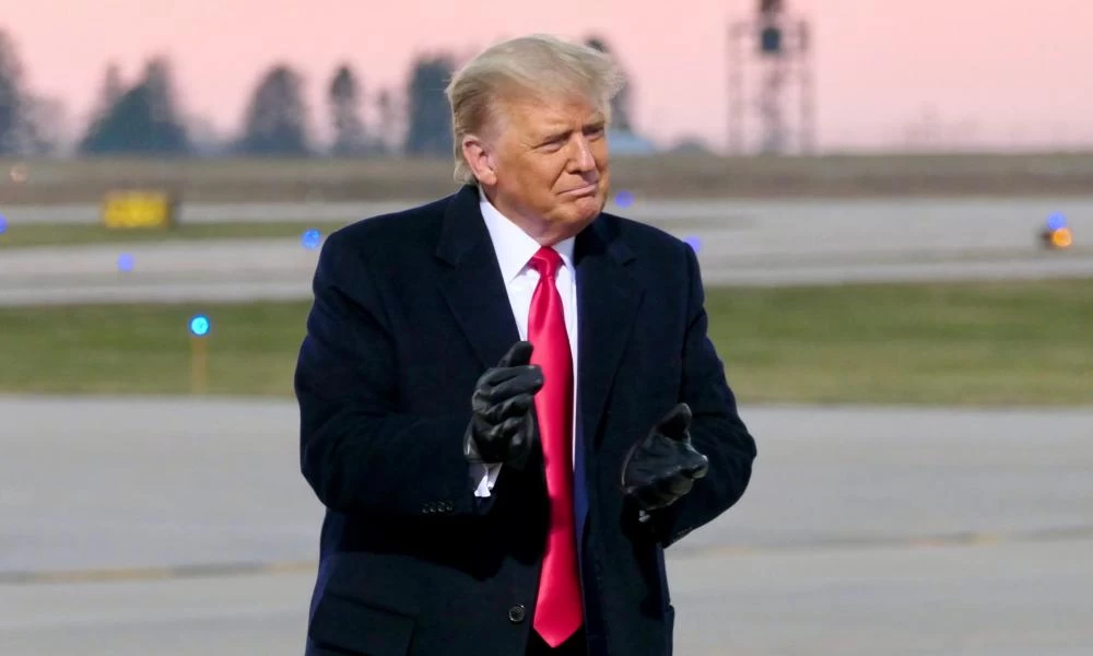 Εκλογές ΗΠΑ: Ο Τραμπ επιμένει για νοθεία στα αποτελέσματα